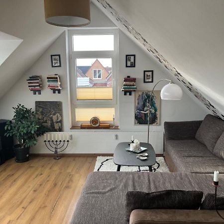 Gemuetliche Wohnung Mitten In Esens Dış mekan fotoğraf