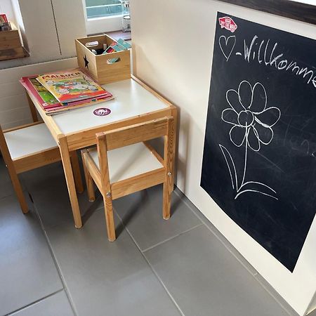 Gemuetliche Wohnung Mitten In Esens Dış mekan fotoğraf